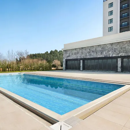 Otel Ramada By Wyndham Tire