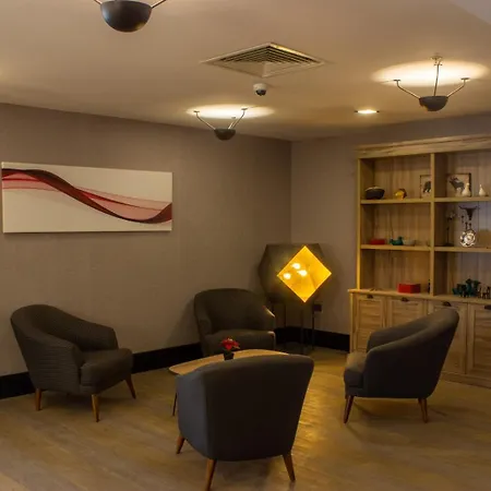 Otel Ramada By Wyndham 5*