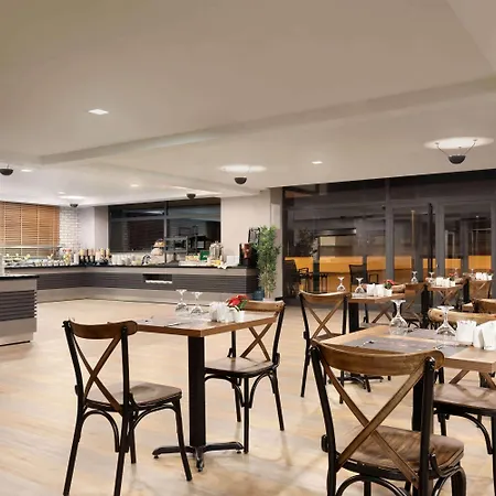 Ramada By Wyndham 5*