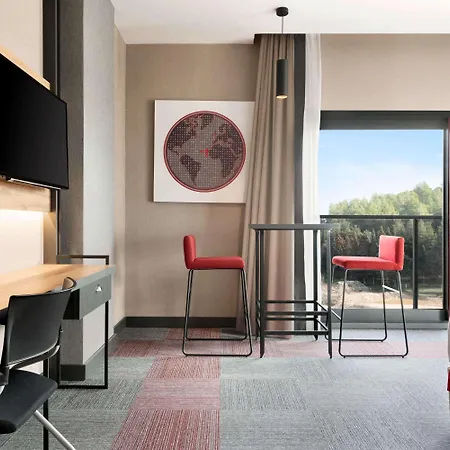 فندق Ramada By Wyndham