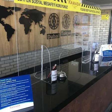 Ramada By Wyndham فندق 5*