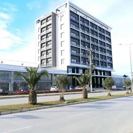 Ramada By Wyndham 5*