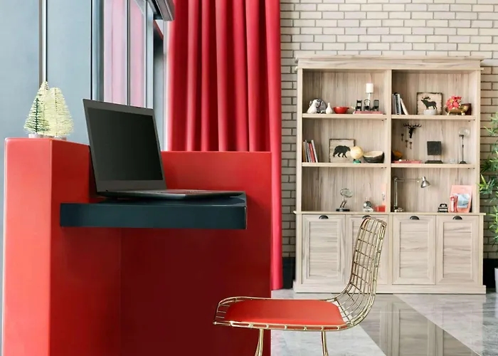 Ramada By Wyndham 5* Tire