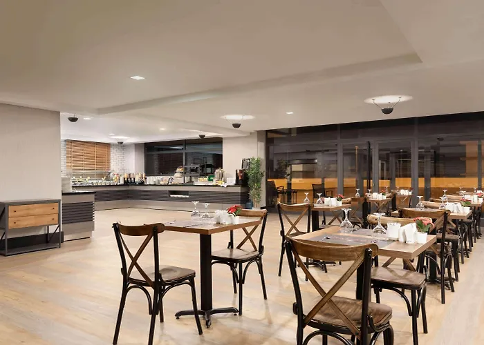 Ramada By Wyndham 5*