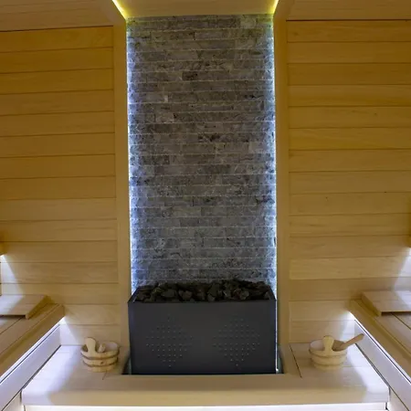 Ramada By Wyndham Hotel 5*