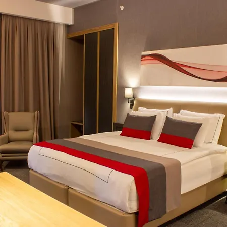 Ramada By Wyndham Hotel 5*