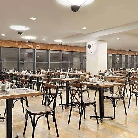 Ramada By Wyndham 5* Tire
