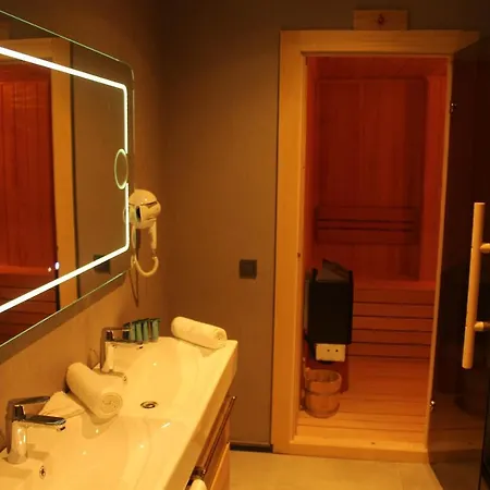 Ramada By Wyndham Tire