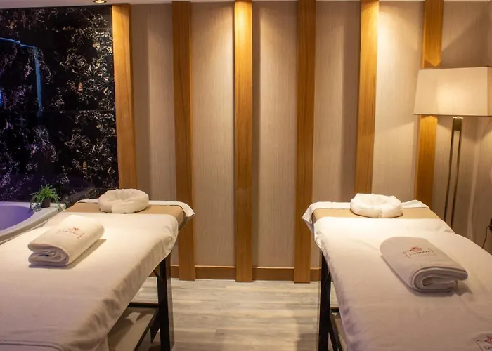 Отель Ramada By Wyndham