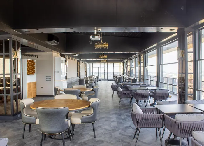 Отель Ramada By Wyndham Tire