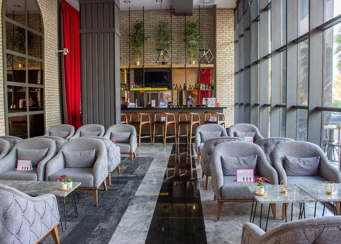 Ramada By Wyndham Отель Tire