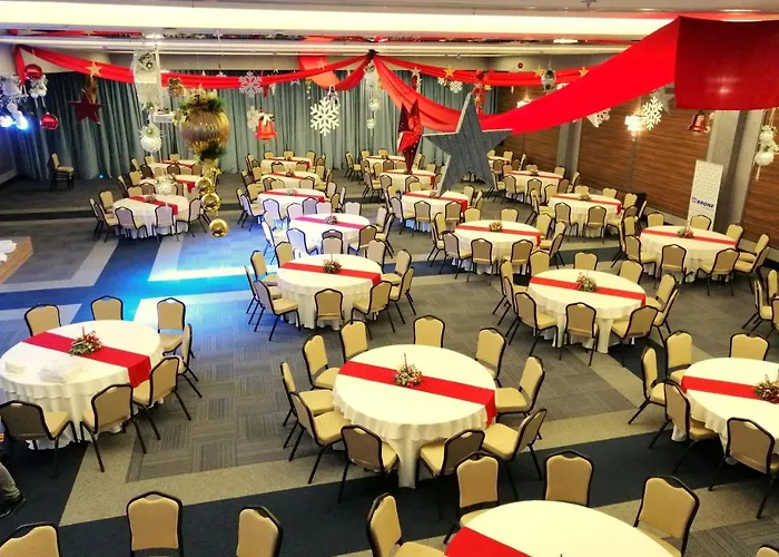 Отель Ramada By Wyndham