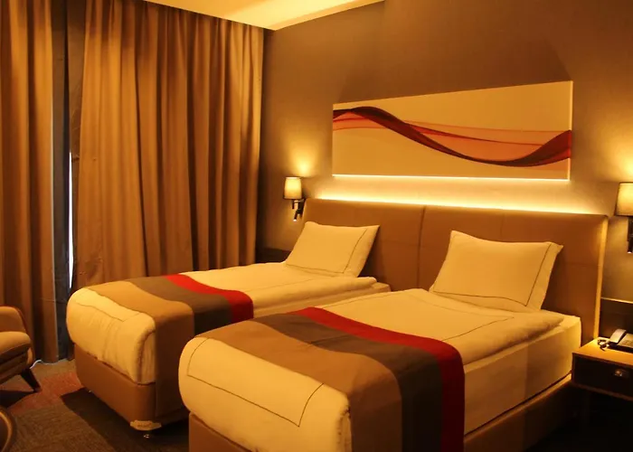 Ramada By Wyndham Отель 5*